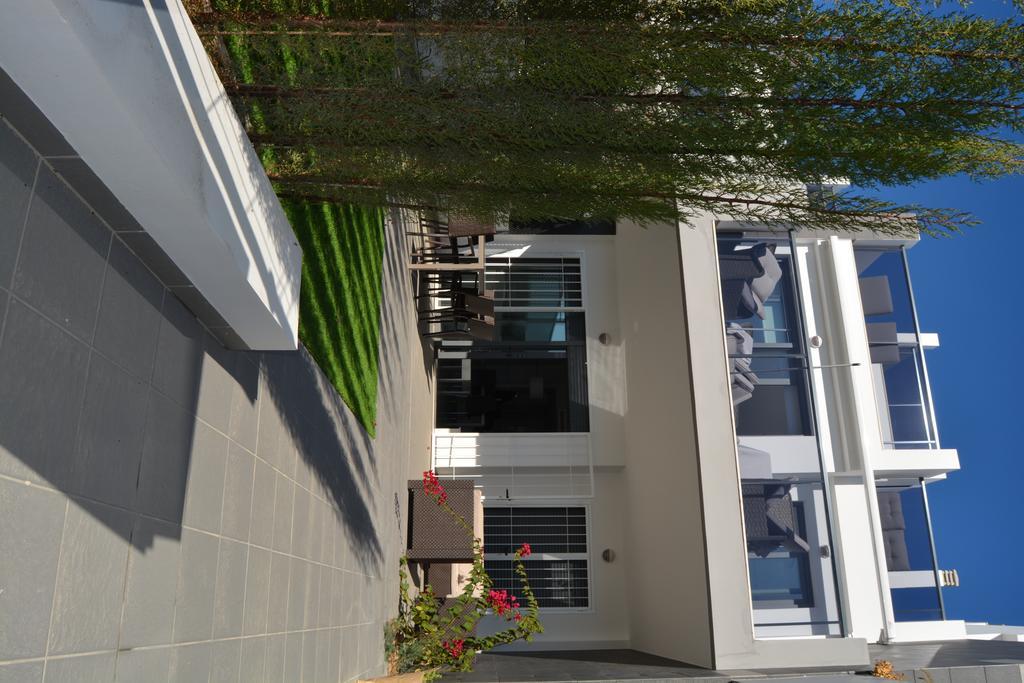 Romero Apartments-Arenales Del Sol Bagian luar foto